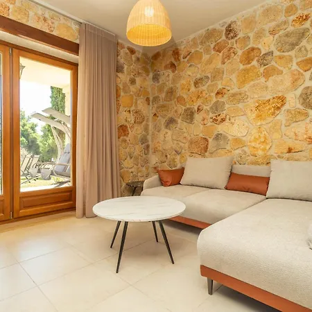 Sibylla Villa *